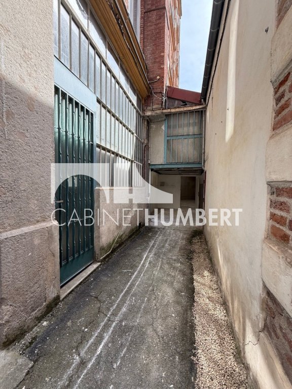 LOCAL COMMERCIAL A LOUER - ST ETIENNE CENTRE VILLE - 122 m2 - 783 &euro; HC par mois