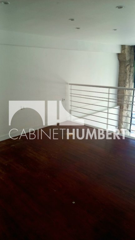 LOCAL COMMERCIAL A LOUER - ST ETIENNE CENTRE VILLE - 76.24 m2 - 950 &euro; HC par mois
