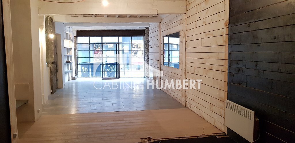 LOCAL COMMERCIAL A LOUER - ST ETIENNE SECTEUR LIBERATION - 55.49 m2 - 500 &euro; HC par mois