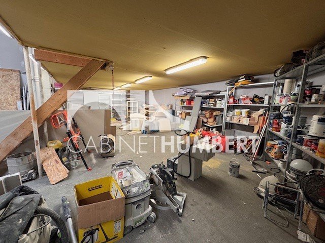 LOCAL COMMERCIAL A VENDRE - ST ETIENNE CENTRE VILLE - 200 m2 - 159 000 €