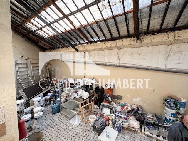 LOCAL COMMERCIAL A VENDRE - ST ETIENNE CENTRE VILLE - 200 m2 - 159 000 €