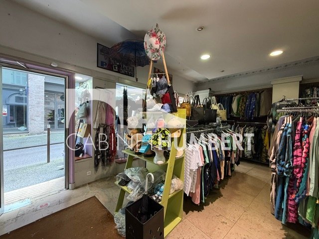 LOCAL COMMERCIAL A VENDRE - ST ETIENNE CENTRE VILLE - 134 m2 - 89 000 &euro; 