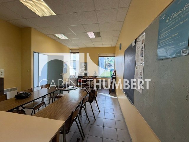 LOCAL D ACTIVITE A VENDRE - ST ETIENNE LA TERRASSE - 107.35 m2 - 145 000 &euro; 