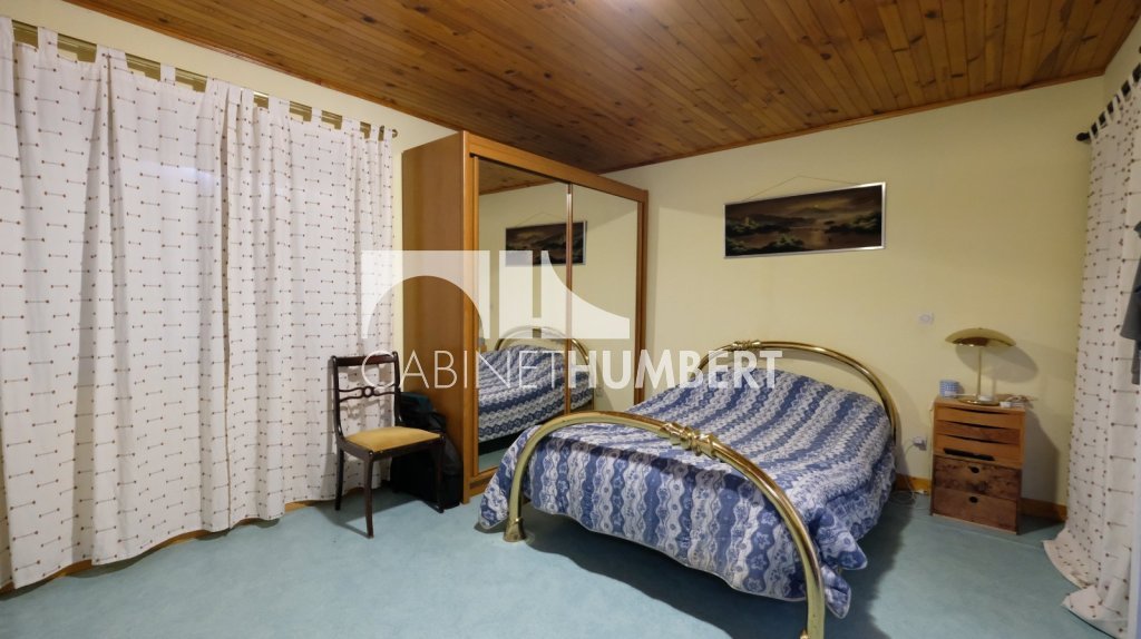 MAISON A VENDRE - BOISSET LES MONTROND - 73.97 m2 - 230 000 €