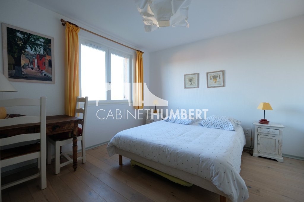 MAISON A VENDRE - ST ETIENNE FAURIEL - 214 m2 - 495�000�&euro;