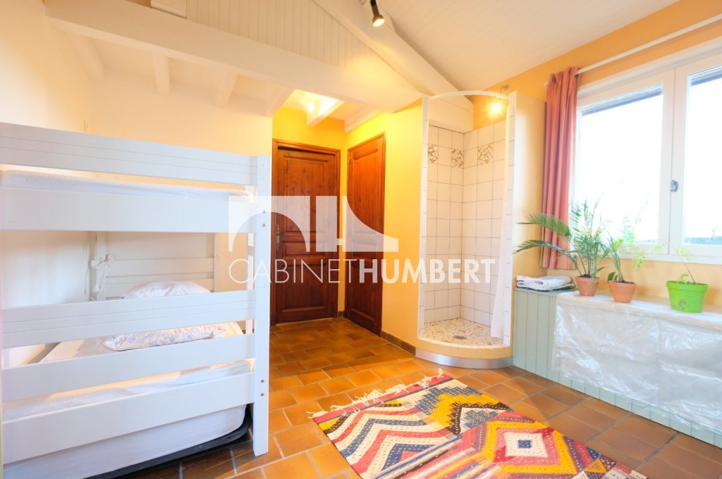 MAISON A VENDRE - ST ETIENNE FAURIEL - 214 m2 - 495�000�&euro;