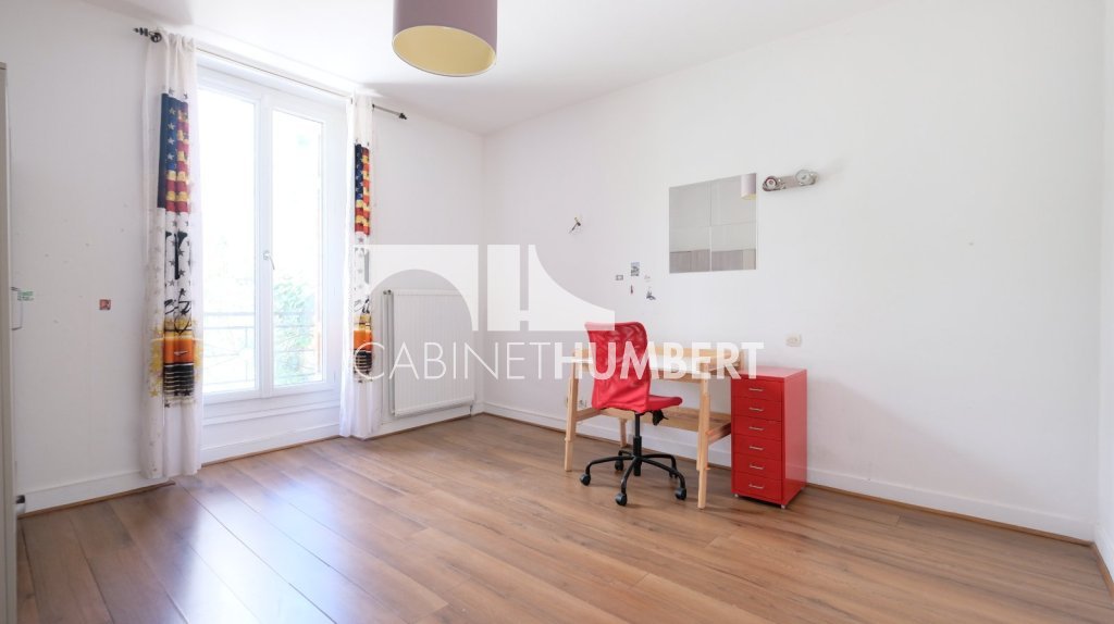 MAISON A VENDRE - ST ETIENNE FAURIEL - 175 m2 - 299 000 &euro;