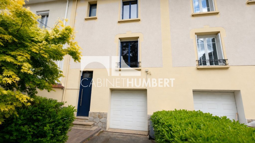 MAISON A VENDRE - ST ETIENNE FAURIEL - 107.64 m2 - 259 000 &euro;