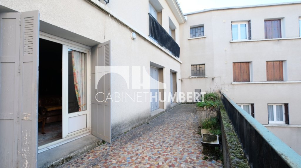 MAISON A VENDRE - ST ETIENNE FOURNEYRON - 190.79 m2 - 215�000�&euro;