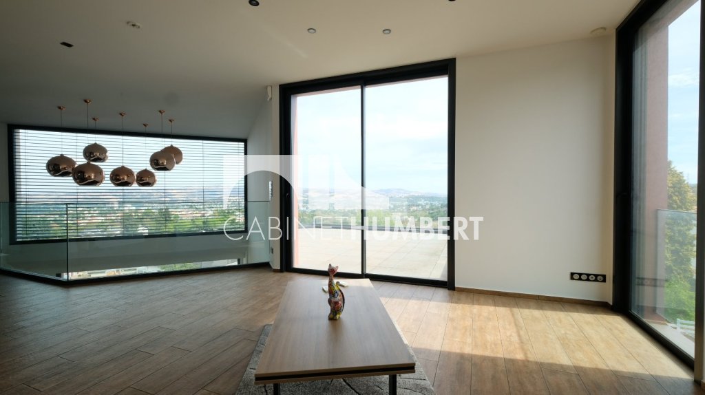 MAISON A VENDRE - ST ETIENNE MONTAUD - 282 m2 - 1 150 000 &euro;