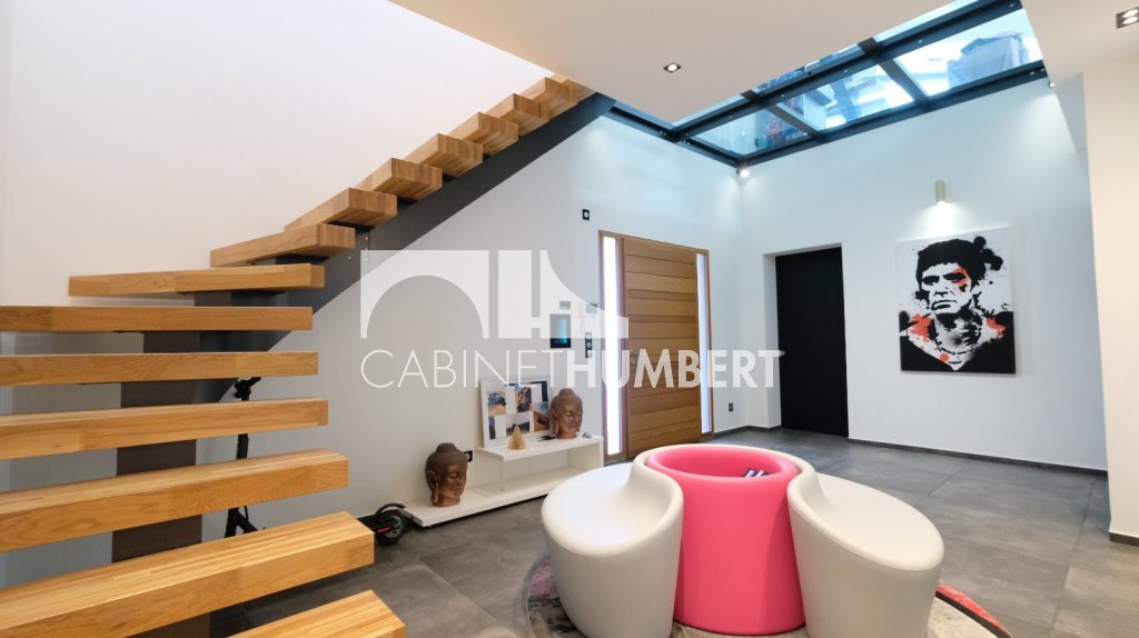 MAISON A VENDRE - ST ETIENNE MONTAUD - 282 m2 - 1 150 000 &euro;