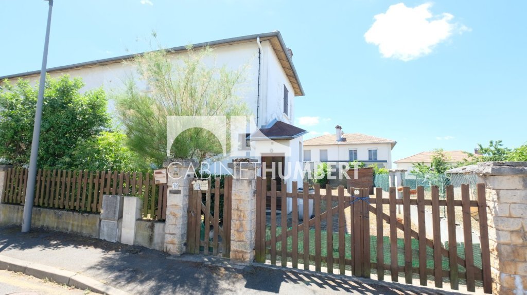 MAISON A VENDRE - ST JEAN BONNEFONDS - 100 m2 - 149 000 &euro;