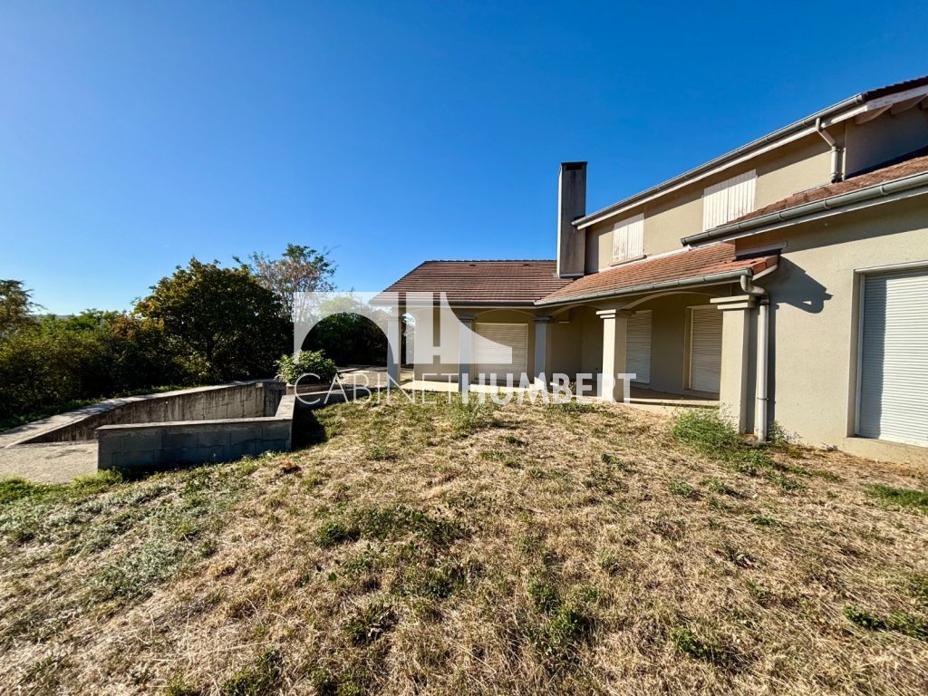 MAISON A VENDRE - ST PRIEST EN JAREZ 16 RUE DE LA GUICHERE - 178 m2 - 375 000 &euro;