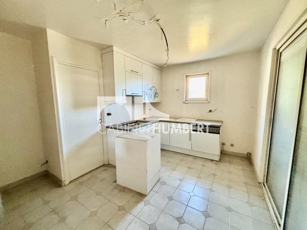 MAISON A VENDRE - ST PRIEST EN JAREZ 16 RUE DE LA GUICHERE - 178 m2 - 375 000 &euro;