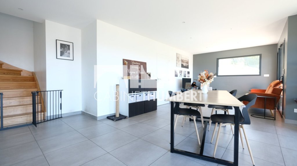 MAISON A VENDRE - ST PRIEST EN JAREZ - 142 m2 - 495 000 &euro;