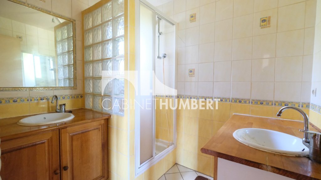 MAISON A VENDRE - ST ROMAIN LES ATHEUX - 110 m2 - 209 000 &euro;