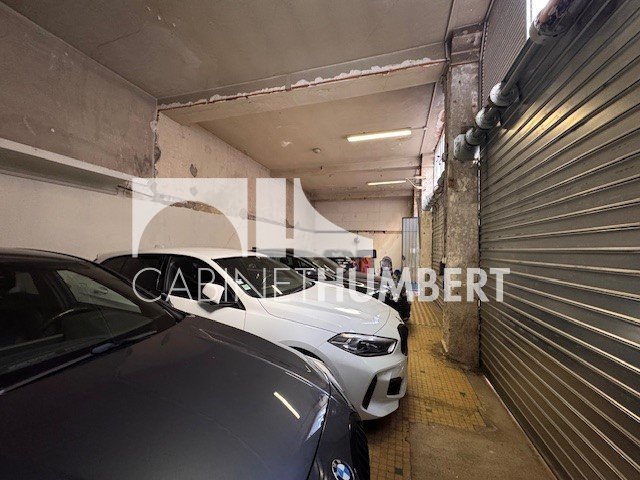 PARKING A VENDRE - ST ETIENNE CENTRE VILLE - 159 000 €