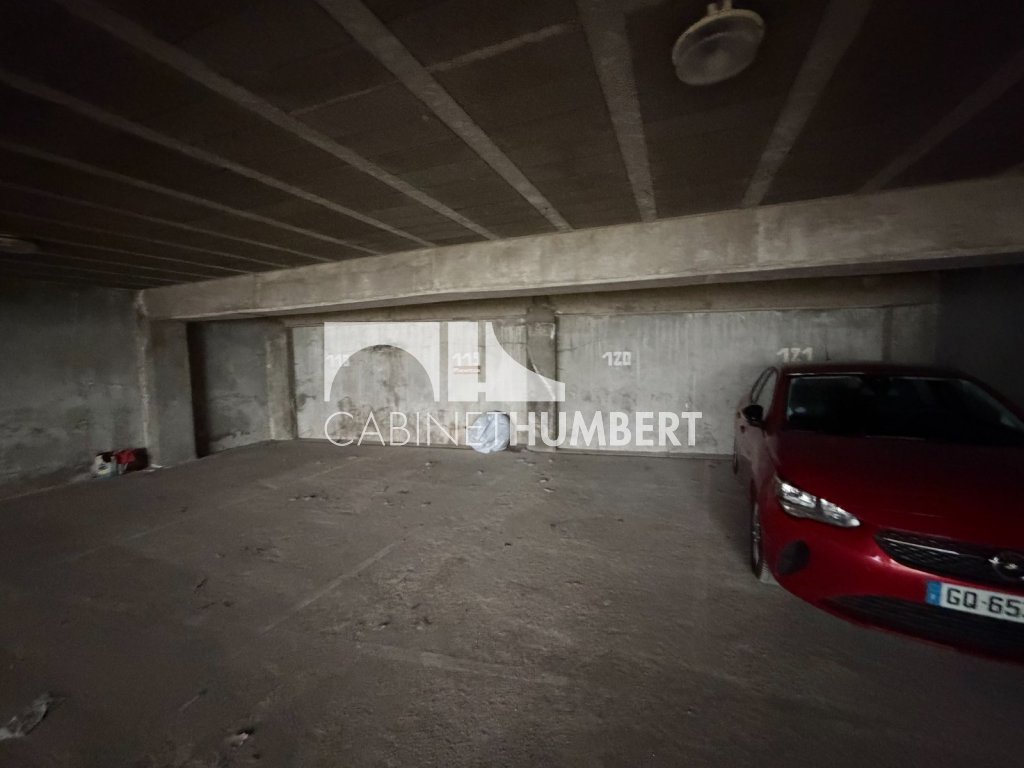 PARKING EXTERIEUR A VENDRE - ST ETIENNE BELLEVUE - 35 m2 - 12 000 &euro;