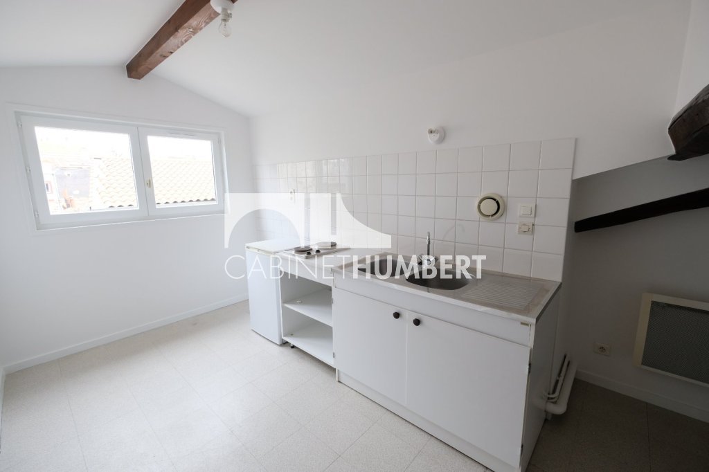 STUDIO A LOUER - ST ETIENNE BADOUILLÈRE - 18.44 m2 - 290 € charges comprises par mois