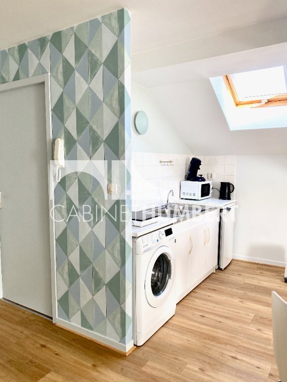 STUDIO A LOUER - ST ETIENNE FACULTE / CENTRE DEUX - 34.09 m2 - 455�&euro; charges comprises par mois