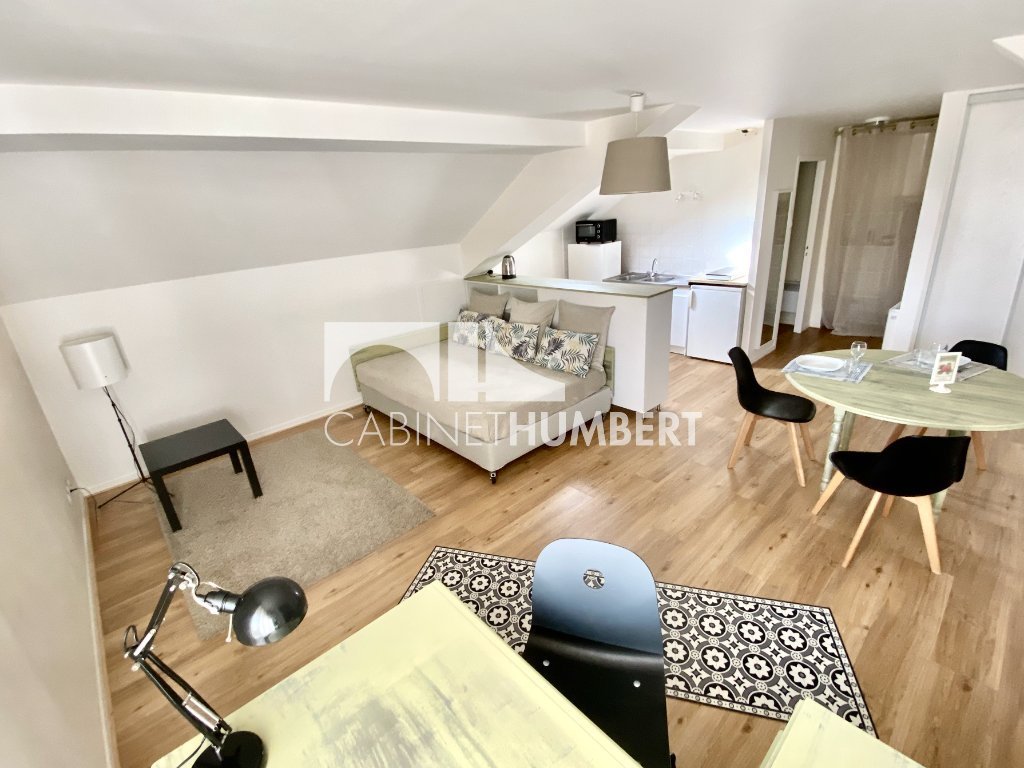 STUDIO A LOUER - ST ETIENNE FACULTE / CENTRE DEUX - 31.83 m2 - 425�&euro; charges comprises par mois