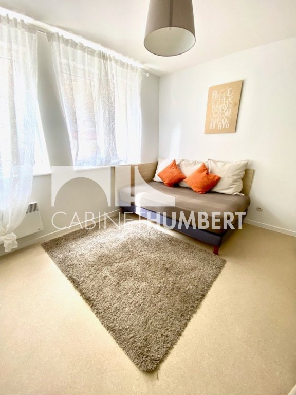 STUDIO A LOUER - ST ETIENNE FACULTE / CENTRE DEUX - 20.52 m2 - 370 &euro; charges comprises par mois