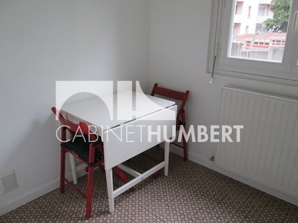 STUDIO A LOUER - ST ETIENNE FAURIEL - 30 m2 - 375�&euro; charges comprises par mois
