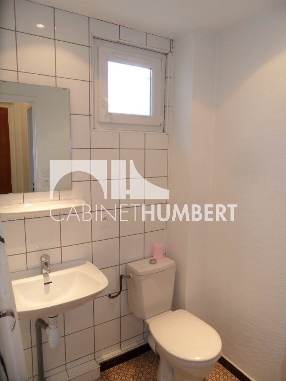 STUDIO A LOUER - ST ETIENNE FAURIEL - 30 m2 - 375�&euro; charges comprises par mois