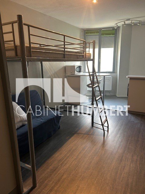 STUDIO A LOUER - ST ETIENNE BAS DE FAURIEL PROCHE VILLEBOEUF ET PLACE CHAVANELLE - 25.93 m2 - 345�&euro; charges comprises par mois