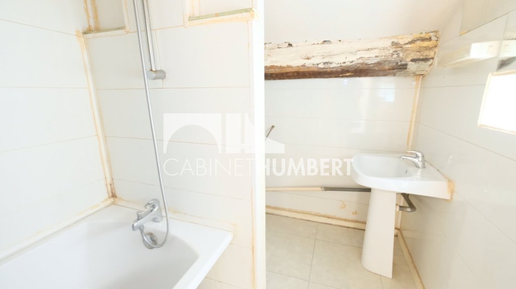 STUDIO A VENDRE - ST ETIENNE FAURIEL - 26.1 m2 - 45 000 €