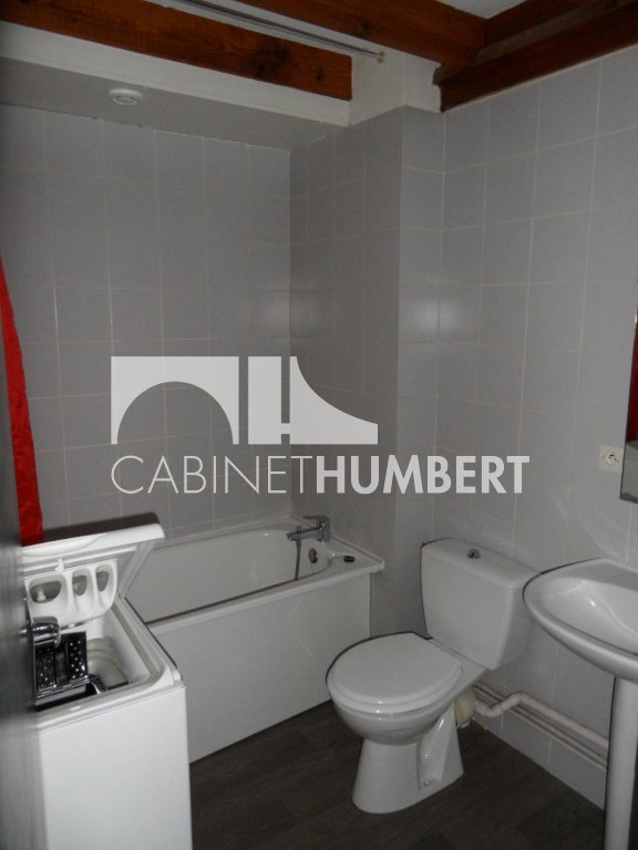 APPARTEMENT T1 A LOUER - ST ETIENNE CENTRE VILLE - 31.04 m2 - 365�&euro; charges comprises par mois