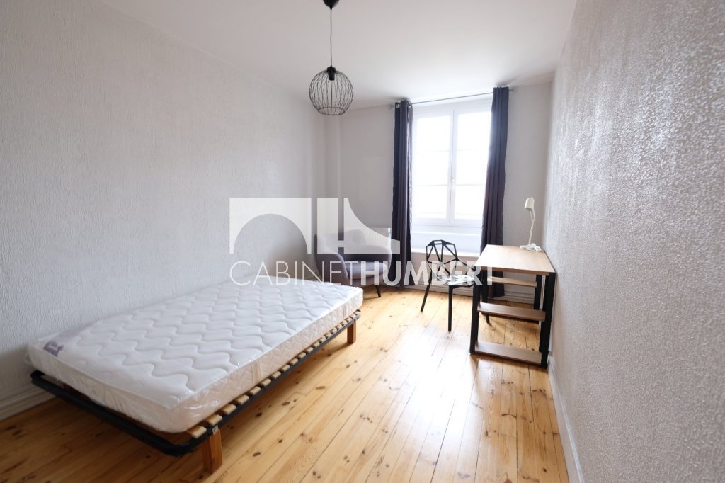 APPARTEMENT T1 A LOUER - ST ETIENNE CENTRE VILLE - 39 m2 - 475 &euro; charges comprises par mois