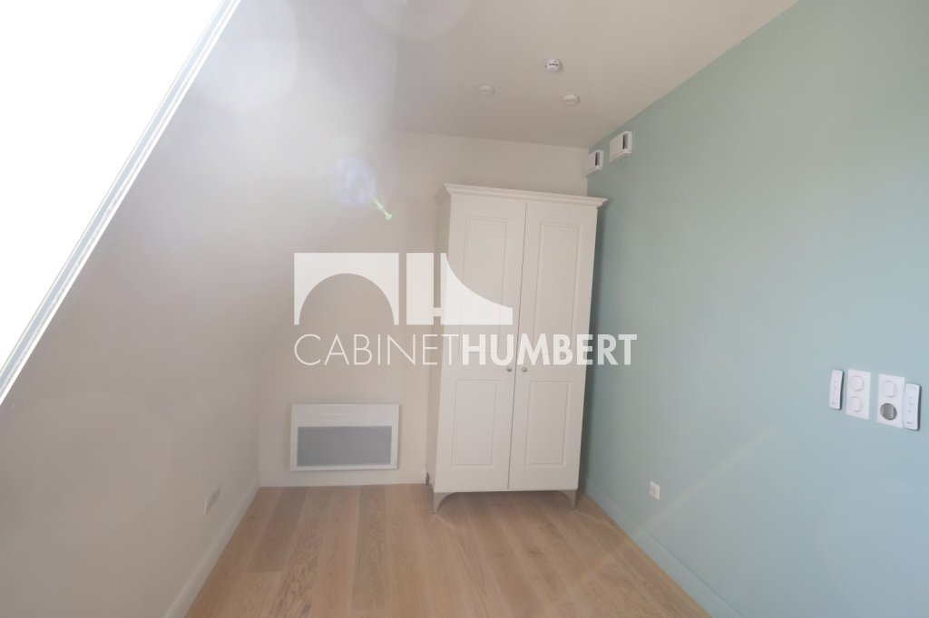 APPARTEMENT T1 A LOUER - ST ETIENNE CENTRE VILLE - 35.55 m2 - 385 &euro; charges comprises par mois