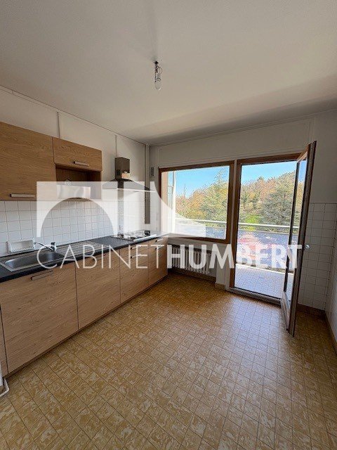 APPARTEMENT T1 A LOUER - ST ETIENNE CENTRE VILLE - 32.64 m2 - 460 &euro; charges comprises par mois