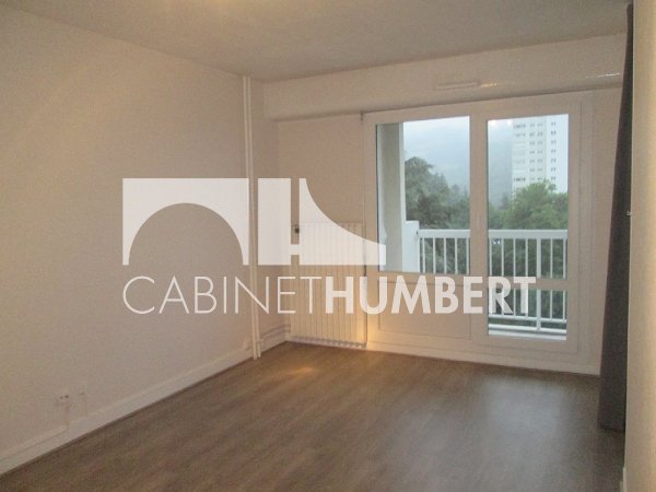 APPARTEMENT T1 A LOUER - ST ETIENNE FAURIEL - 30.16 m2 - 440 &euro; charges comprises par mois