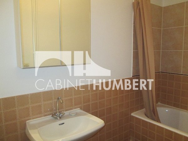 APPARTEMENT T1 A LOUER - ST ETIENNE FAURIEL - 30.16 m2 - 440 &euro; charges comprises par mois