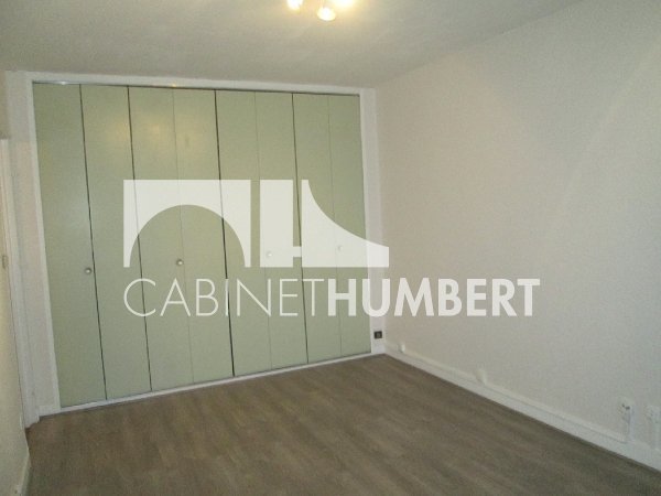 APPARTEMENT T1 A LOUER - ST ETIENNE FAURIEL - 30.16 m2 - 440 &euro; charges comprises par mois