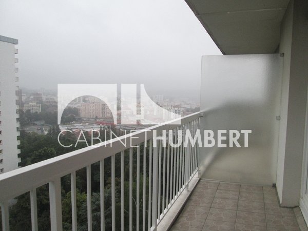APPARTEMENT T1 A LOUER - ST ETIENNE FAURIEL - 30.16 m2 - 440 &euro; charges comprises par mois