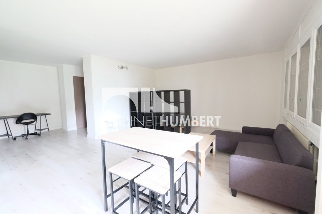 APPARTEMENT T1 A LOUER - ST ETIENNE FAURIEL - 44.25 m2 - 570€ charges comprises par mois