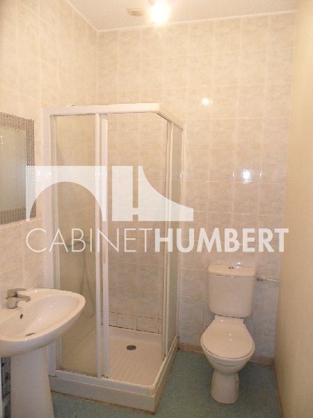APPARTEMENT T1 A LOUER - ST ETIENNE FAURIEL - 32 m2 - 364 &euro; charges comprises par mois