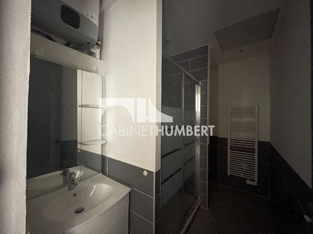 APPARTEMENT T1 A LOUER - ST ETIENNE FAURIEL - 41 m2 - 400 € charges comprises par mois