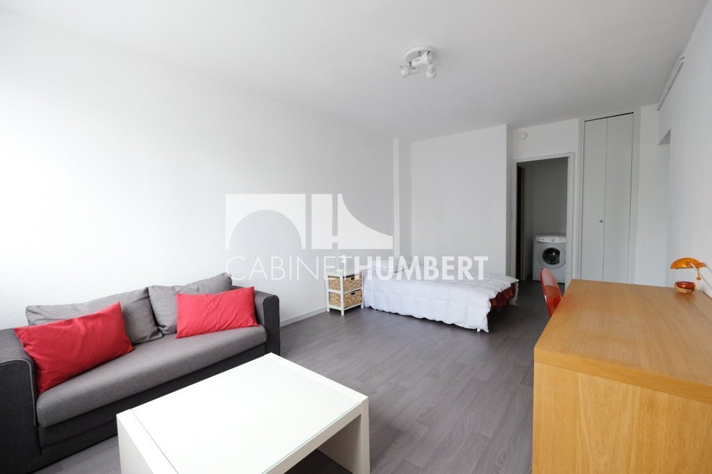 APPARTEMENT T1 A LOUER - ST ETIENNE LA M�TARE - 40.25 m2 - 480�&euro; charges comprises par mois
