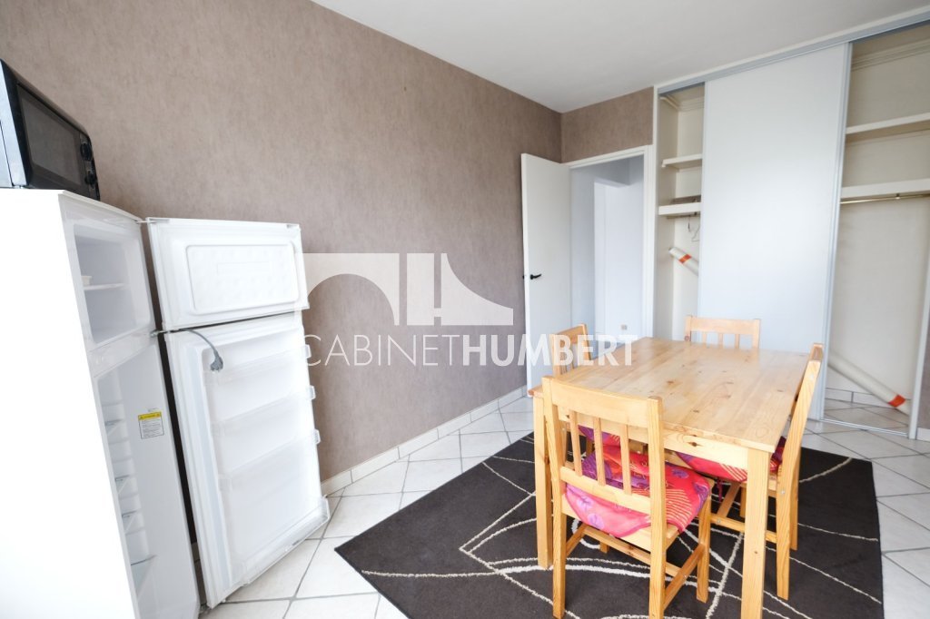 APPARTEMENT T1 A LOUER - ST ETIENNE LA M�TARE - 40.25 m2 - 480�&euro; charges comprises par mois
