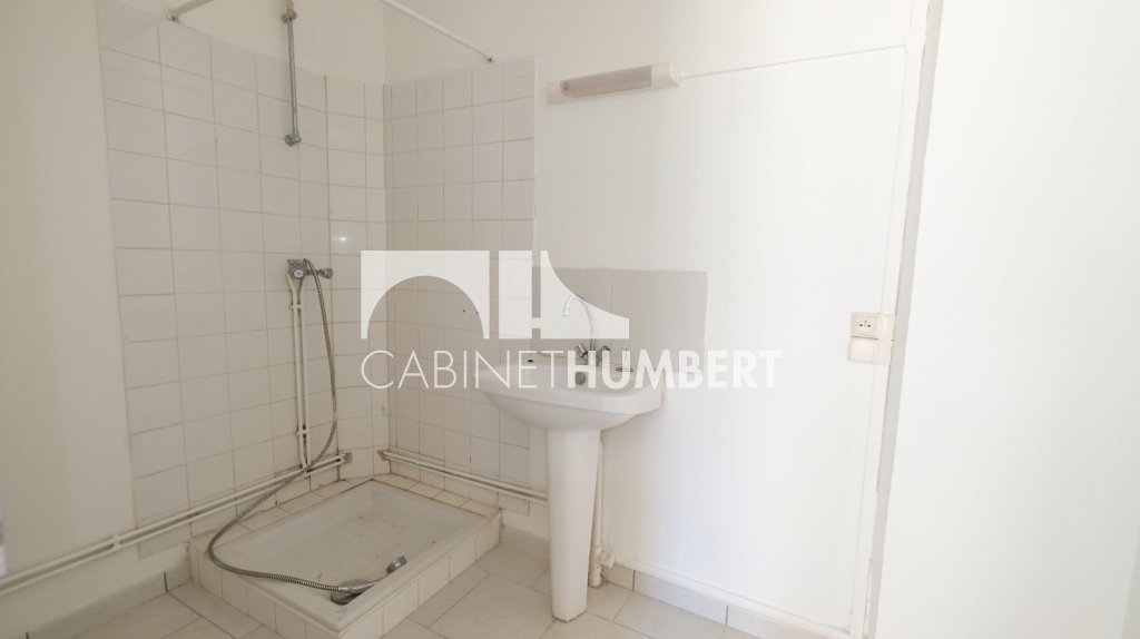 APPARTEMENT T1 A VENDRE - ST ETIENNE BADOUILLRE - 31.93 m2 - 39000€