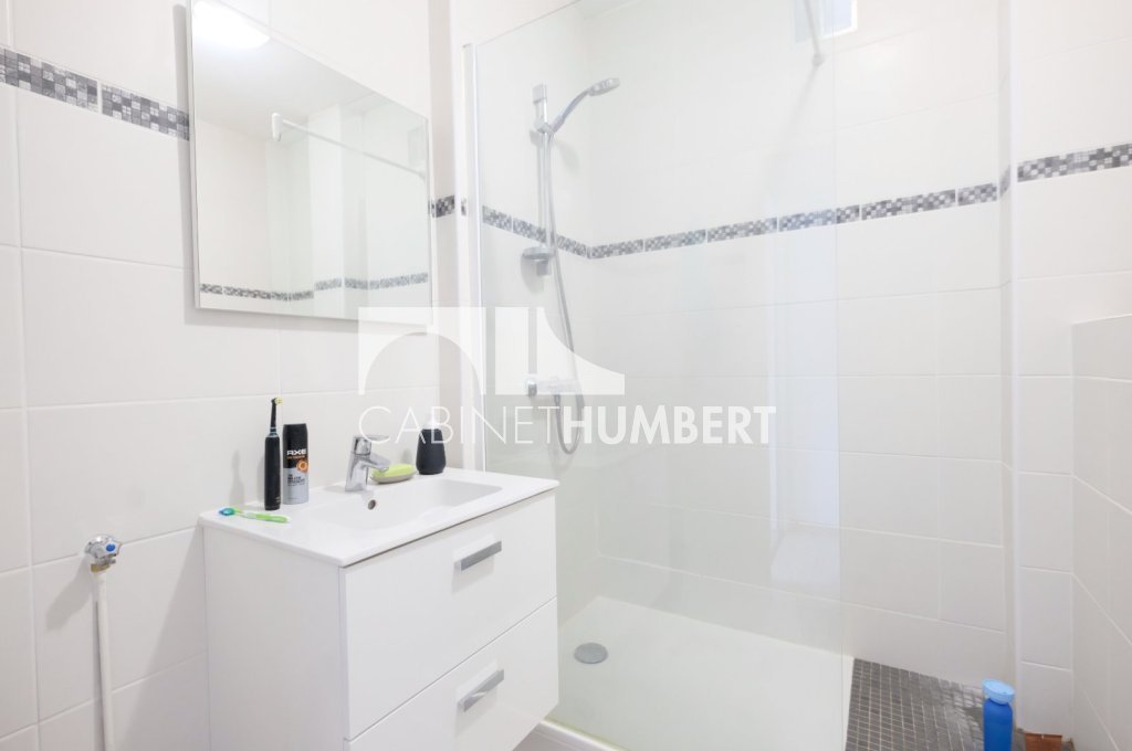 APPARTEMENT T1 A VENDRE - ST ETIENNE CENTRE VILLE - 32.64 m2 - 63000€