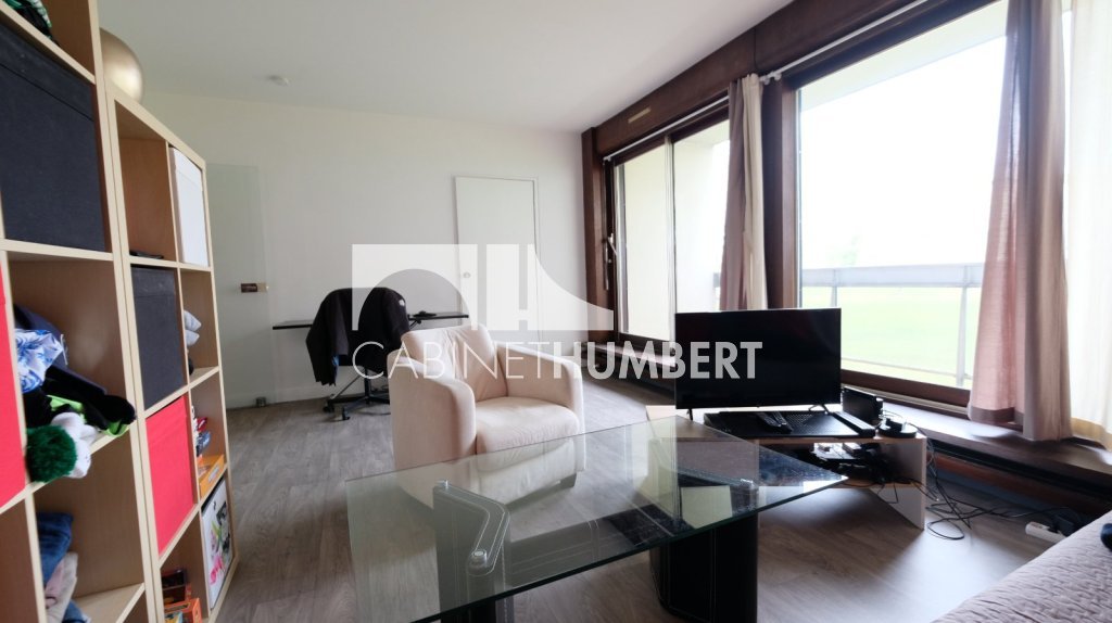 APPARTEMENT T1 A VENDRE - ST ETIENNE FAURIEL - 43 m2 - 58�000�&euro;