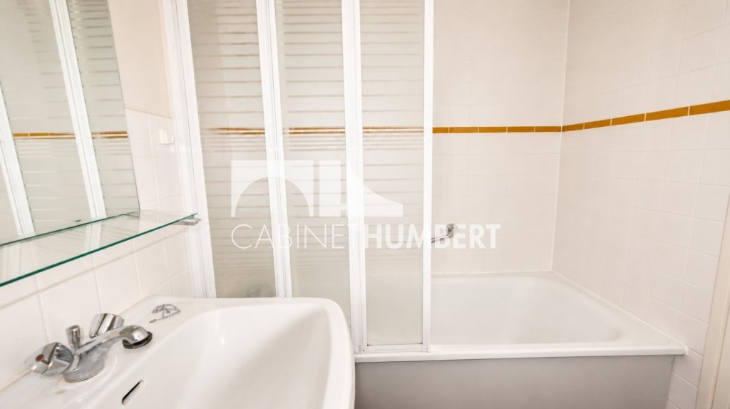 APPARTEMENT T1 A VENDRE - ST ETIENNE FAURIEL - 31.75 m2 - 49 000 &euro;