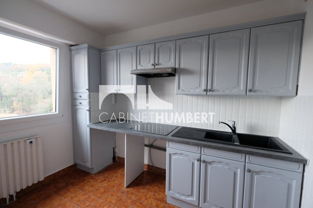 APPARTEMENT T2 A LOUER - ST ETIENNE BEL AIR - 50 m2 - 600 &euro; charges comprises par mois