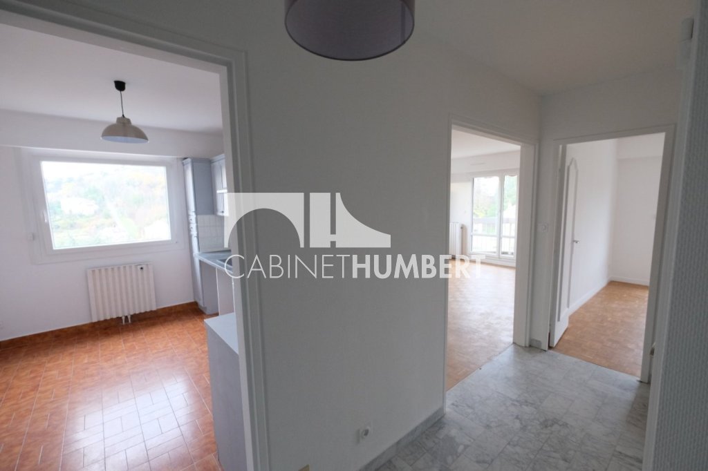 APPARTEMENT T2 A LOUER - ST ETIENNE BEL AIR - 50 m2 - 600 &euro; charges comprises par mois