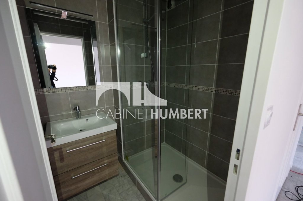 APPARTEMENT T2 A LOUER - ST ETIENNE BEL AIR - 50 m2 - 600 &euro; charges comprises par mois